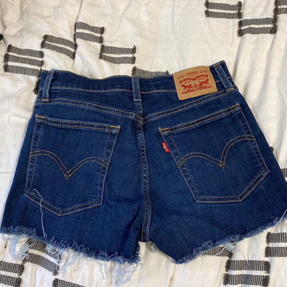 Levi shorts high rise dark Jean